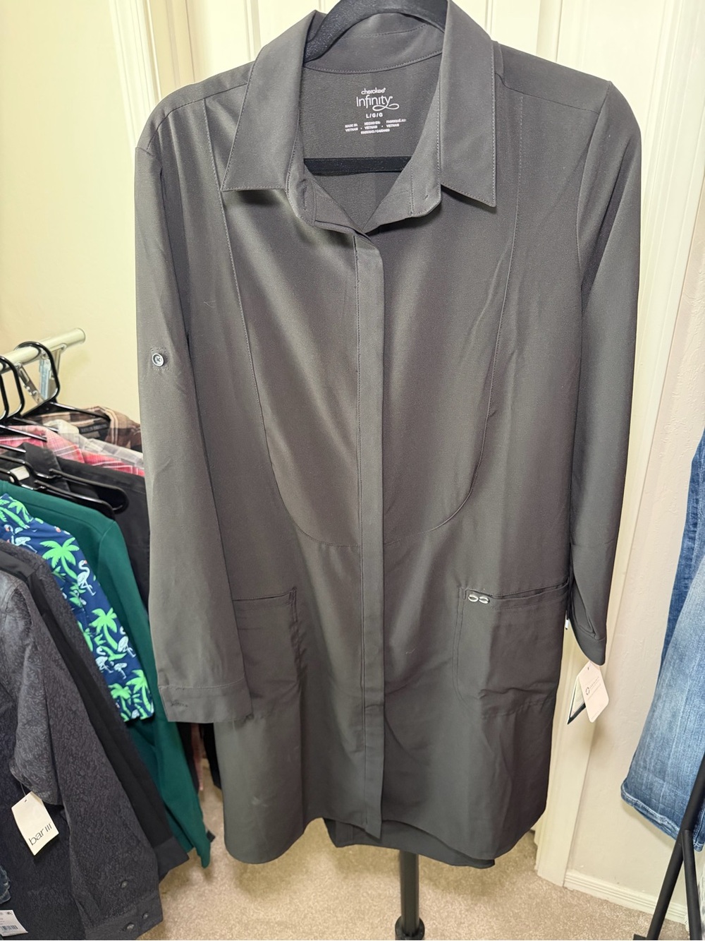 Cherokee Infinity Contemporary 40" Lab Coat / Scrub Jacket